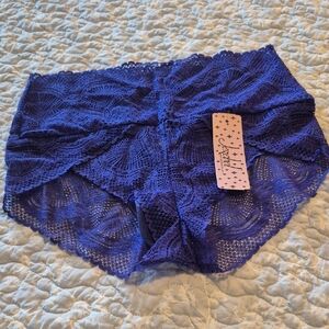 Jezebel Lace Boyshort Panties in Deep Blue